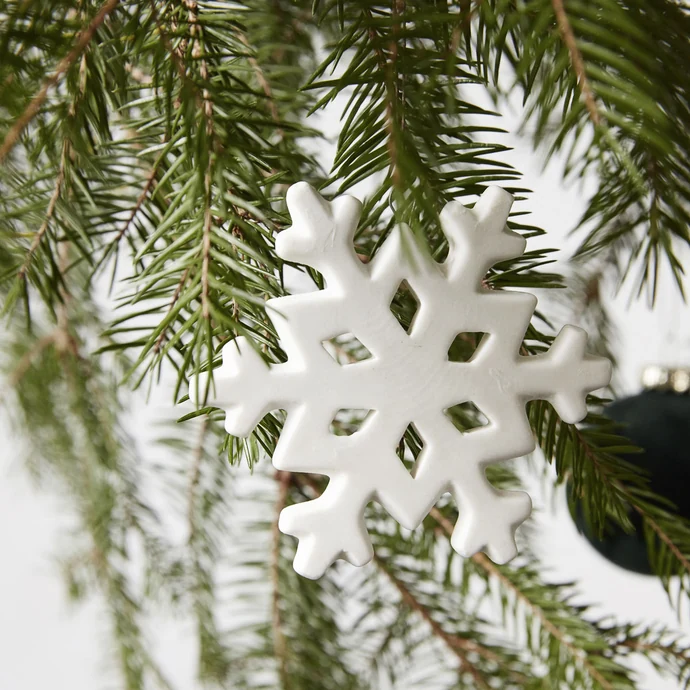 House Doctor / Vánoční keramická ozdoba Snowflake